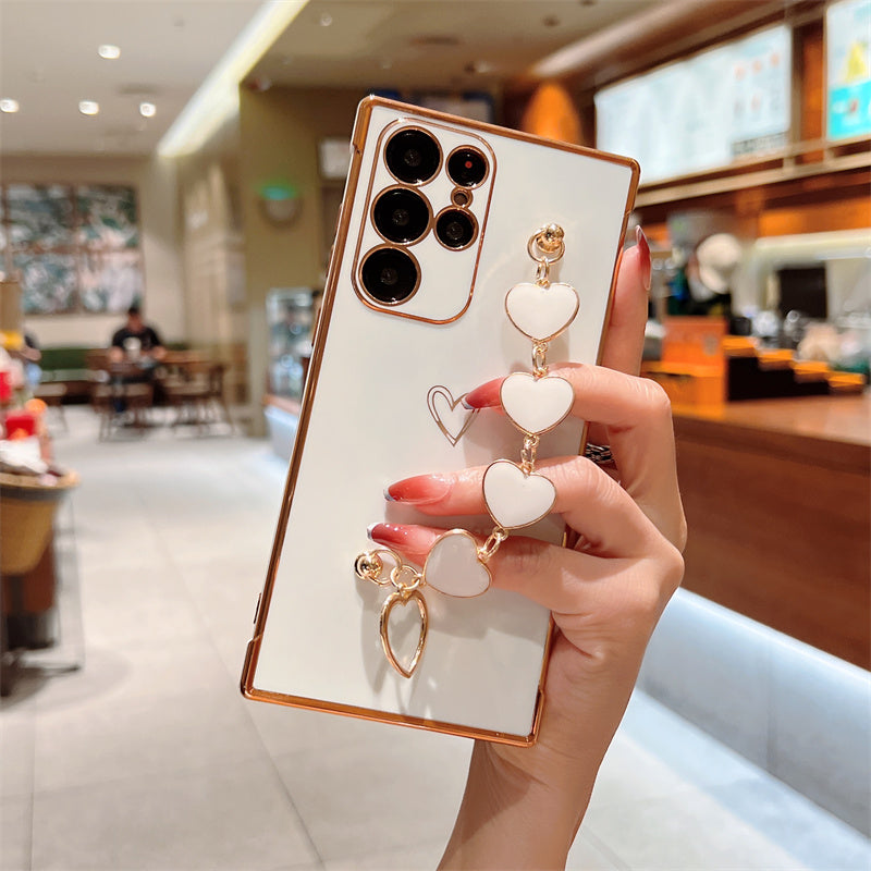 [FREE SHIPPING] Luxury Plating Heart Metal Bracelet Phone Chain Case for Samsung S22 Ultra